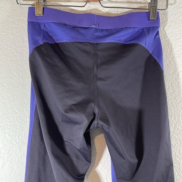 NIKE PRO Base Layer Capri Pants Blue Athletic Workout Gym Size Medium - Picture 5 of 8